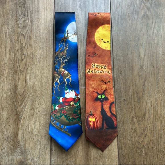 Festive Halloween and Christmas Ties - Picture 1 of 3